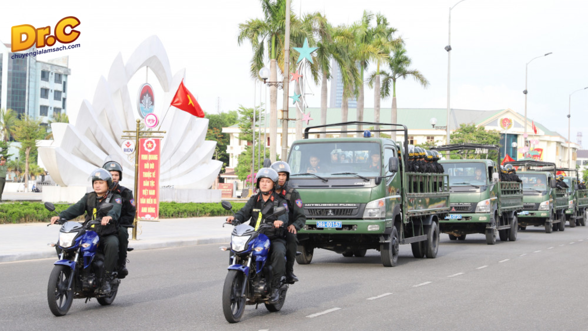 Lực lượng cảnh sát cơ động được phép dừng xe kiểm tra trong trường hợp nào? Lực lượng cảnh sát cơ động được phép dừng xe kiểm tra trong trường hợp nào?